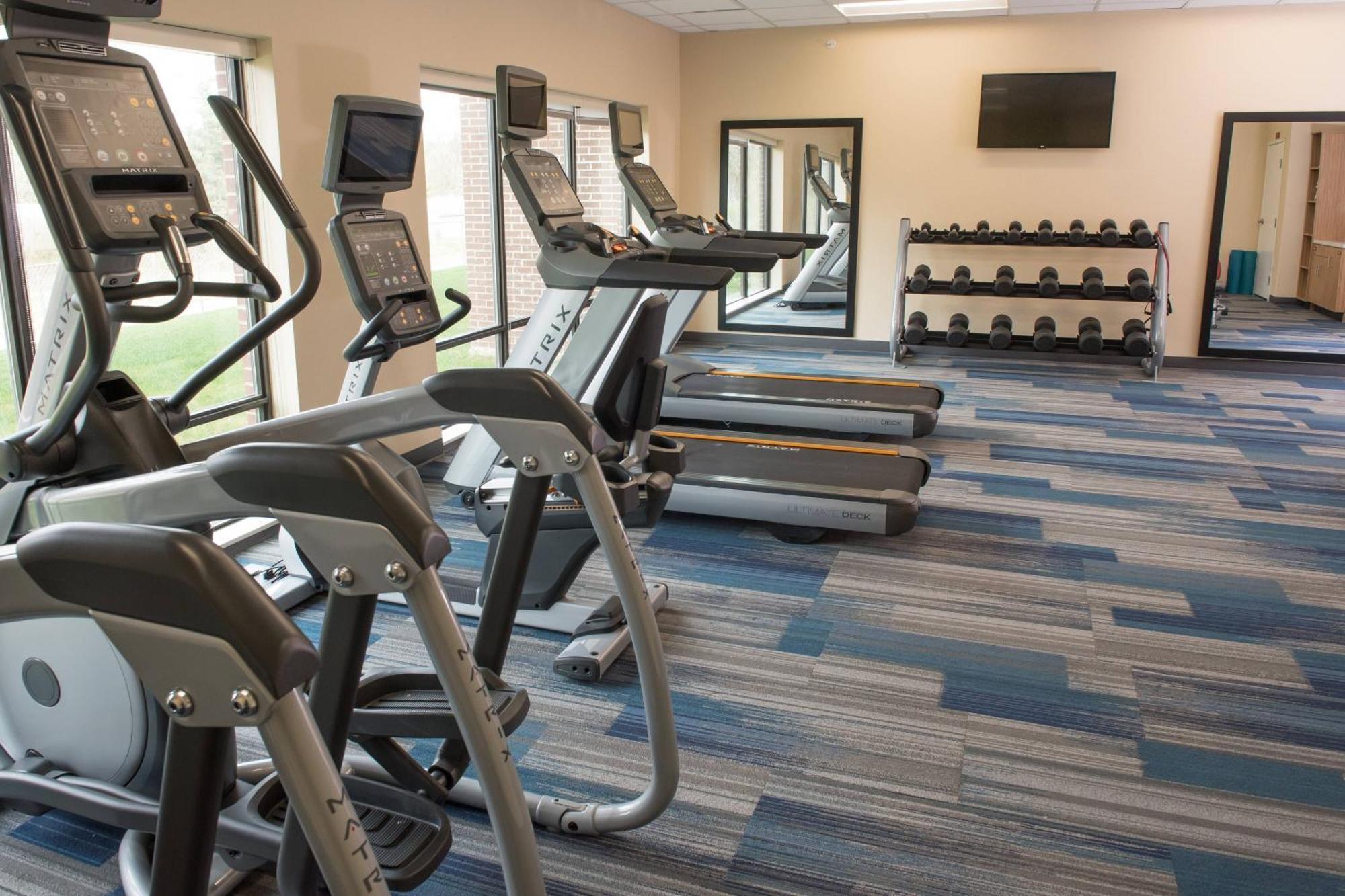Towneplace Suites By Marriott Battle Creek Bagian luar foto