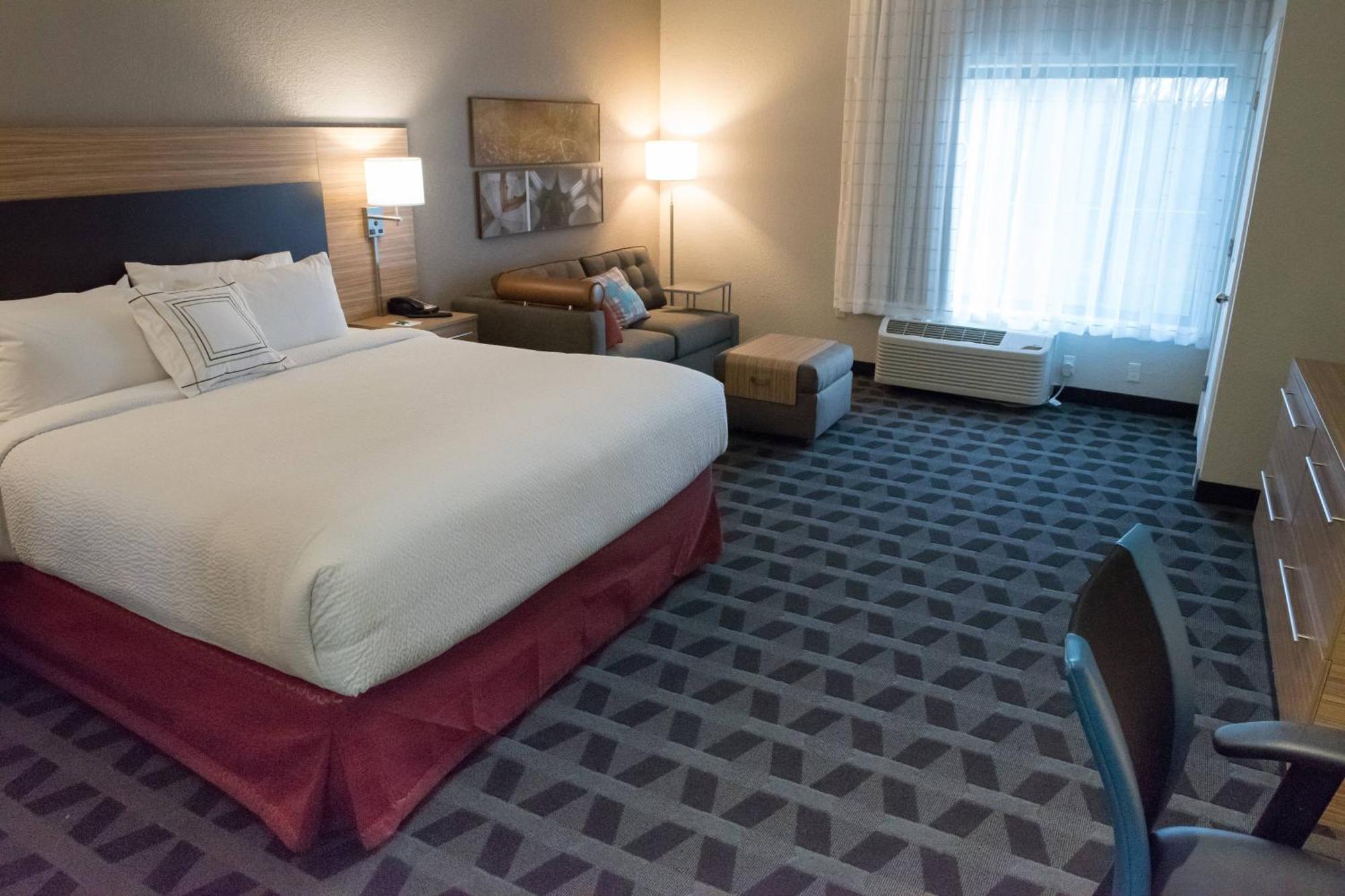 Towneplace Suites By Marriott Battle Creek Bagian luar foto