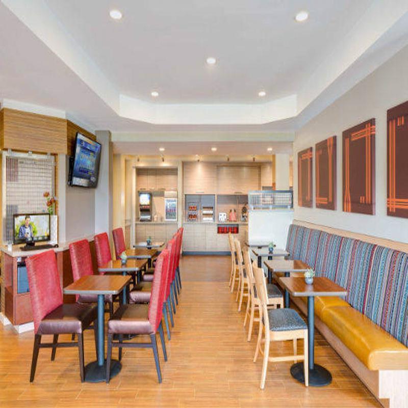 Towneplace Suites By Marriott Battle Creek Bagian luar foto